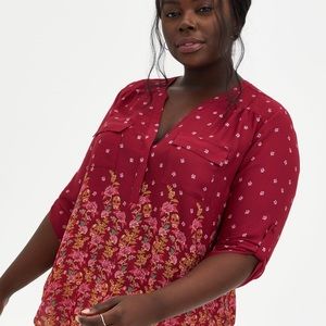 TORRID SIZE 1 Harper Georgette blouse with floral skull print